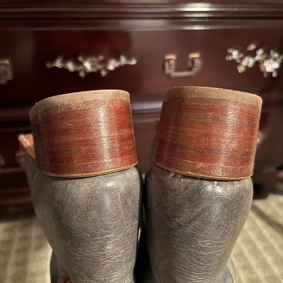 Frye Campus OTK boot- rare grey. Size 9 women - Picture 5 of 9